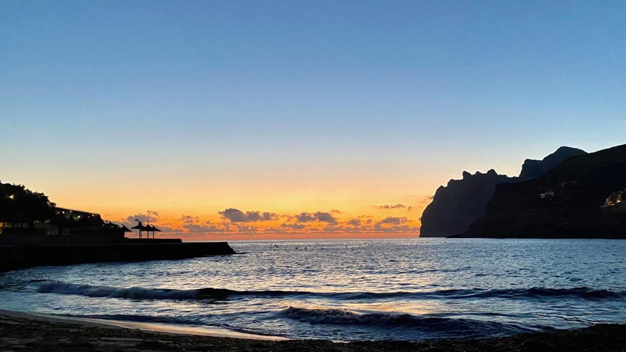 Mirador Blue - Penthouse Apartments With Roof Terrace Cala de Sant Vicenc エクステリア 写真